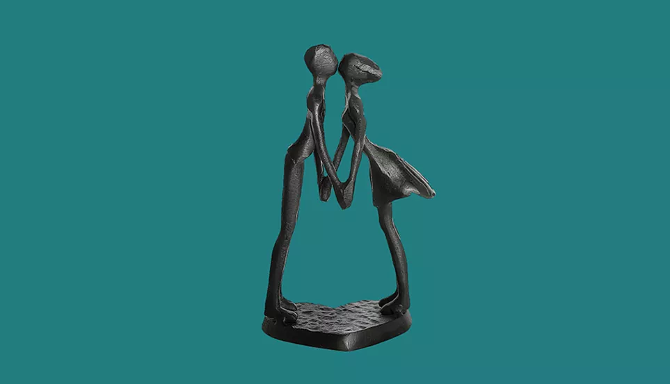 Couple Art Iron Sculpture