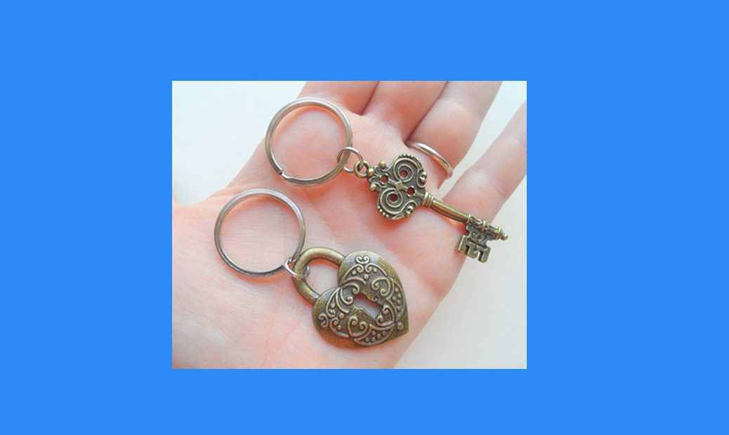 Bronze Key and Heart Lock Keychain