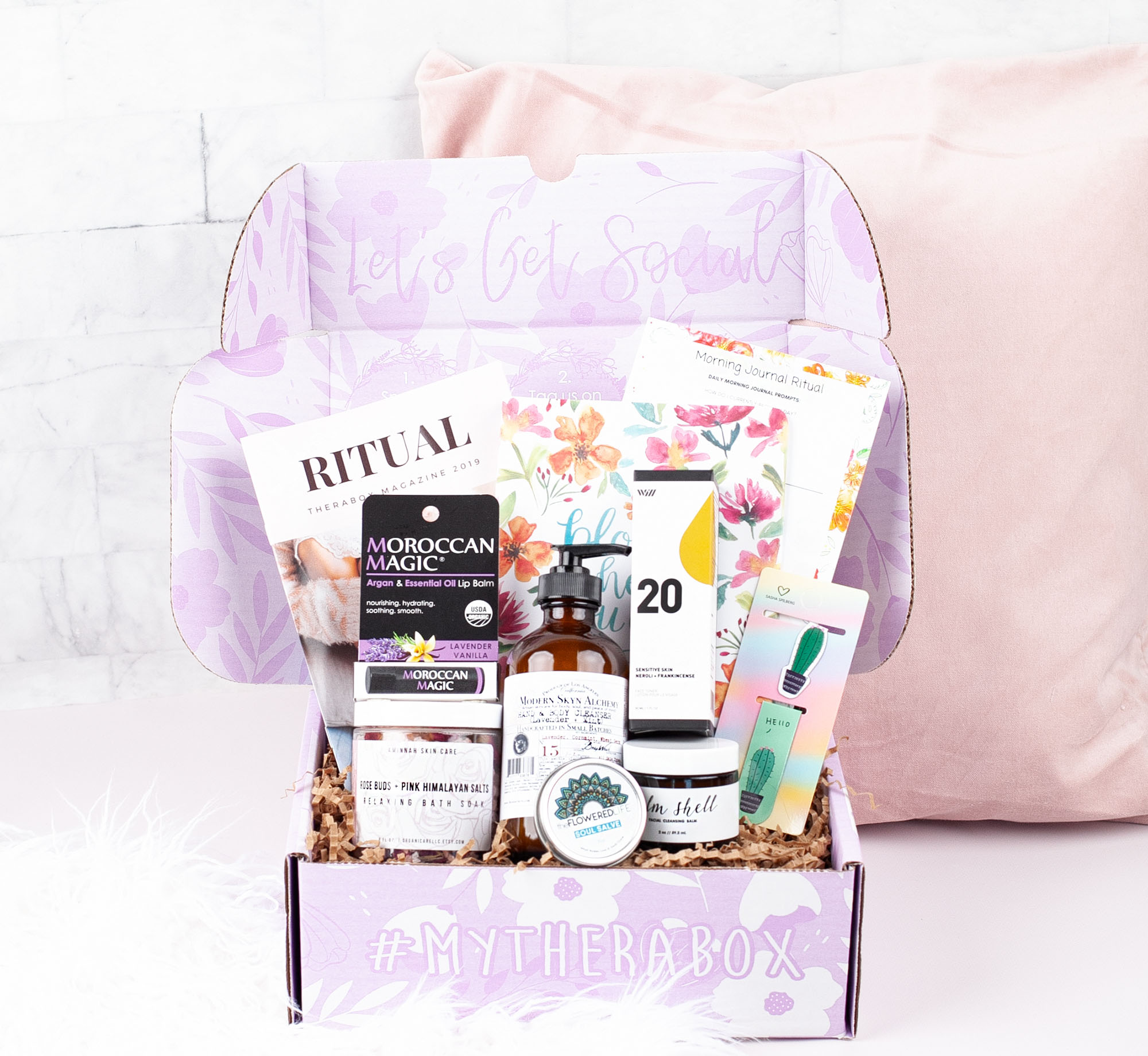 23 Best Subscription Box Gifts For Her, Him, And Them 2022