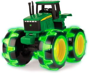 Lightning Wheels Tractor - Toys That Start With L