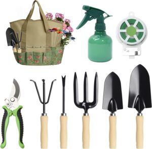 Garden Tools housewarming gifts for couples